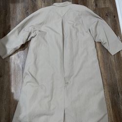 London Fog Khaki raincoat Size 12 Regular 