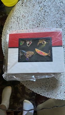 Pokémon Enamel Pin Set in Poké Ball Box
