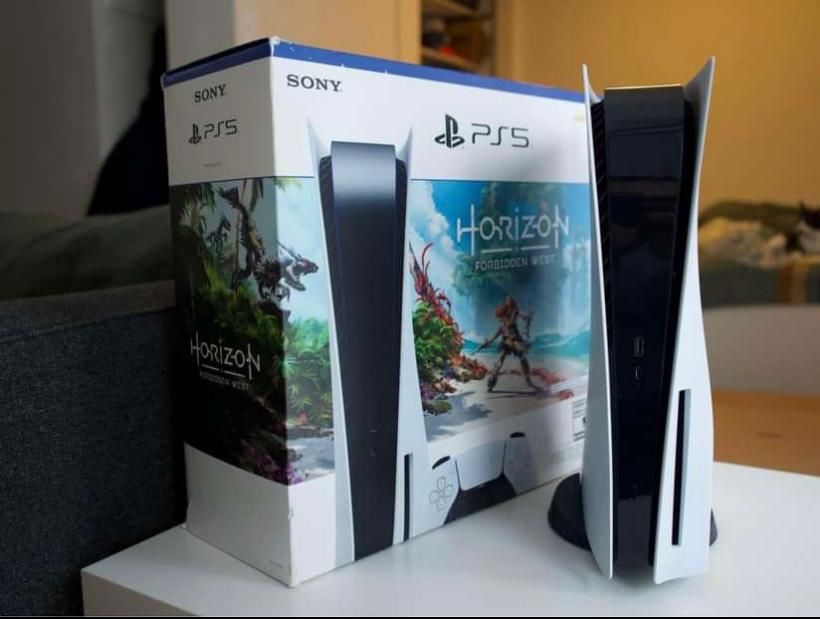 🎮 PS5 Disc Edition – Complete Set – Holiday Deal! 🎁