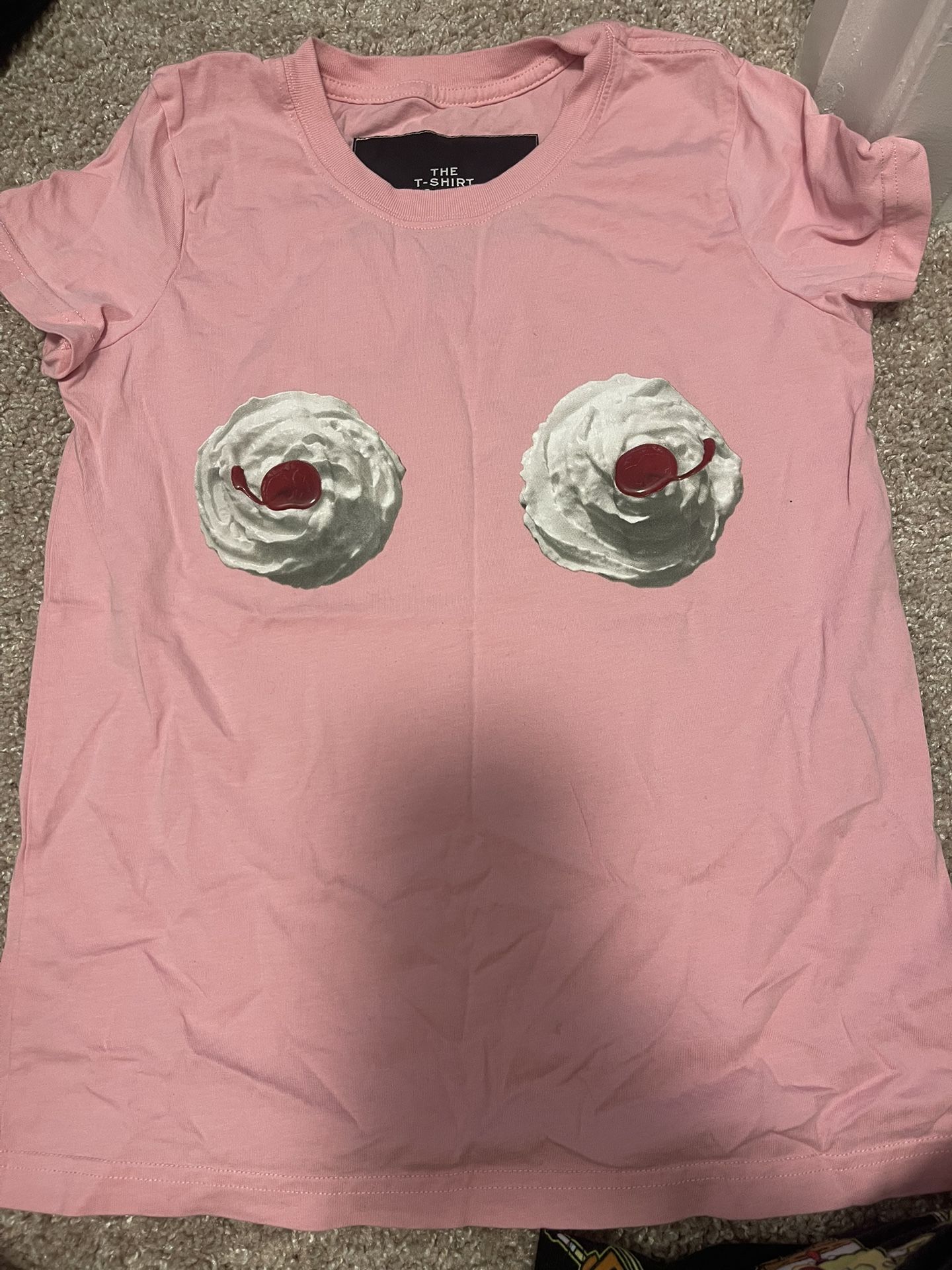Marc Jacob’s Tshirt Cupcake Pink