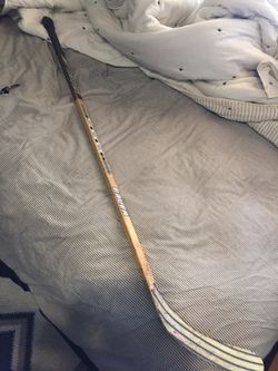 Junior flex Bauer hockey stick left handed