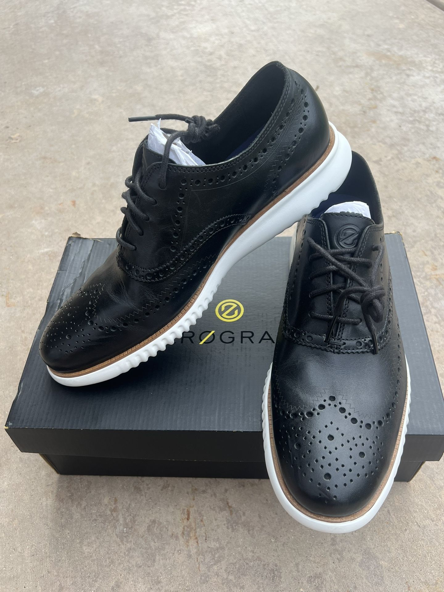 Cole Haan Size 11.5 Black shoe Cole Haan Men main image 2