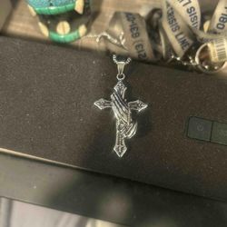 Praying Hands Cross Neclace