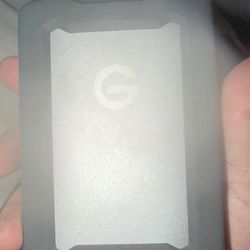 Sandisk Professional 2TB G-drive...