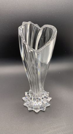 Crystal Clear Glass Heart Shaped Vase