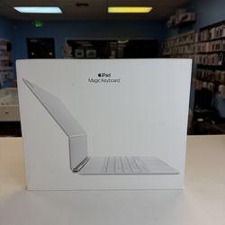 iPad Magic Keyboard for iPad Air 13-inch White With Apple Care October 2026