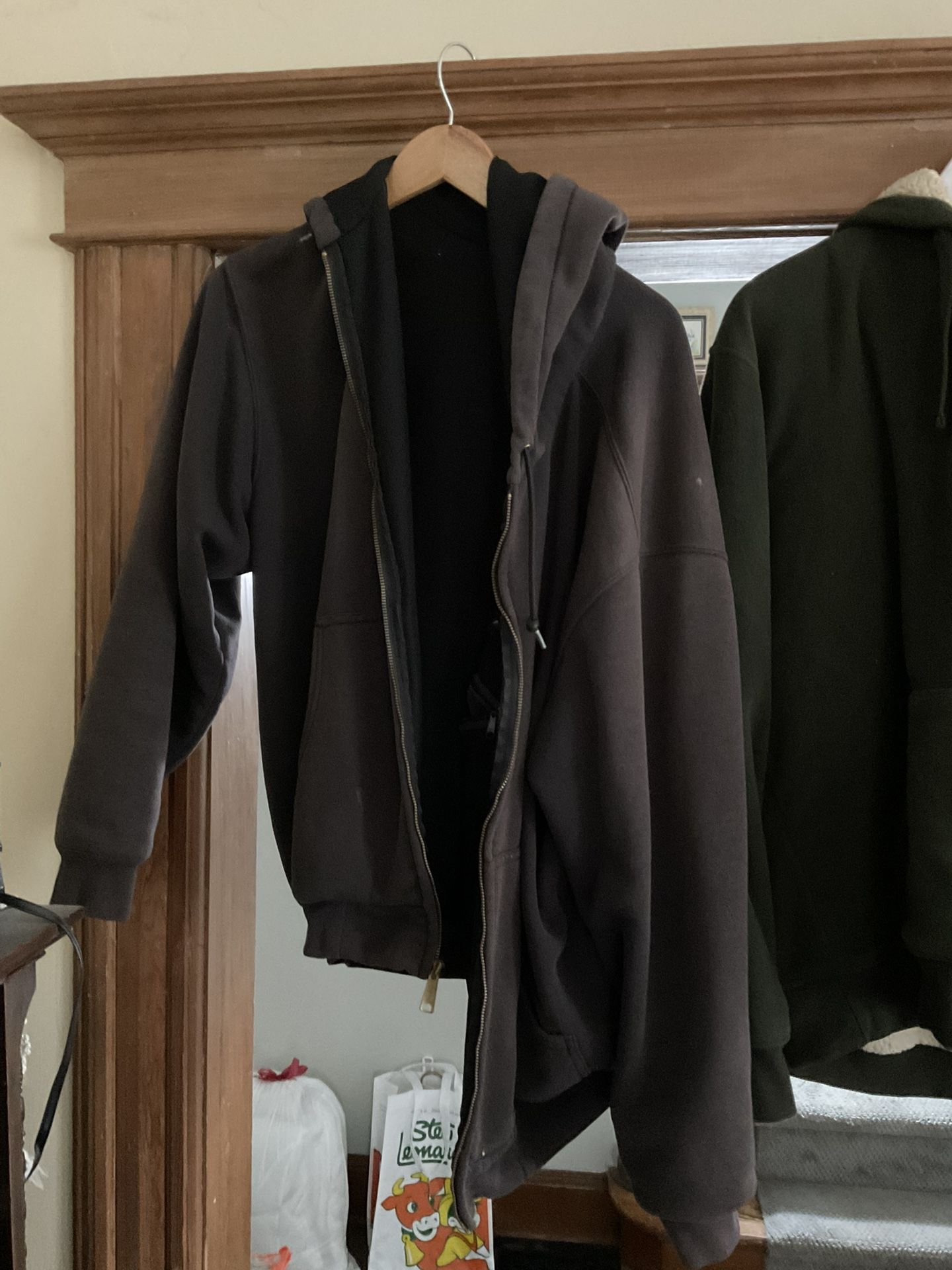 Men’s Hoodies and Coats