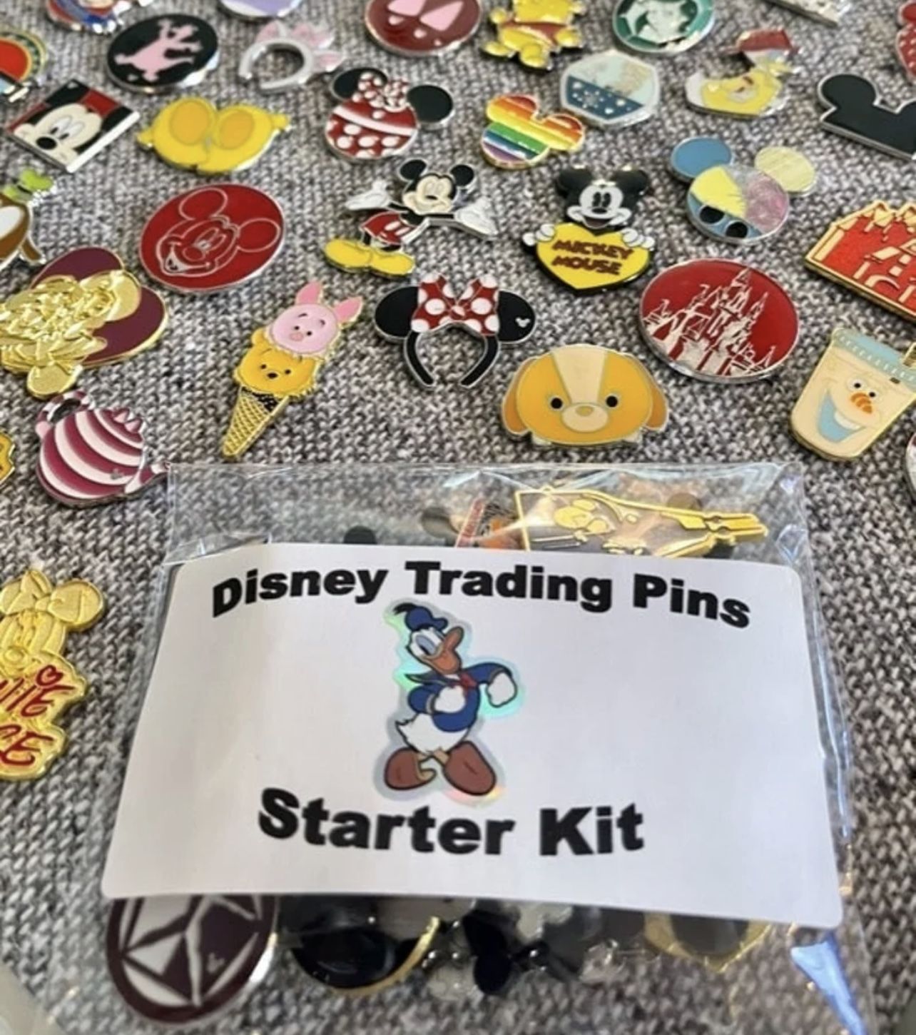 20 Disney Trading Pins - Starter Packs - 100% Park Tradeable