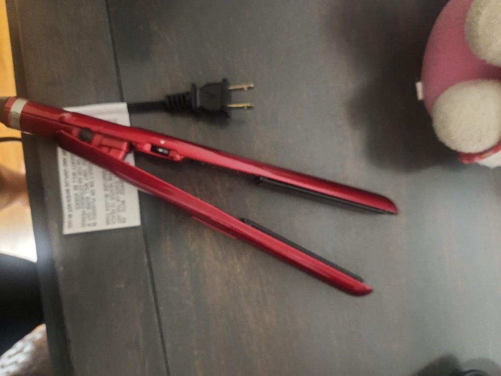 Babyliss 1' Straightner