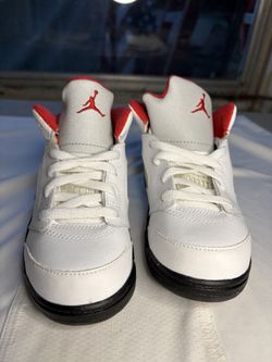 Nike Air Jordan 5 Retro fire . Sz10