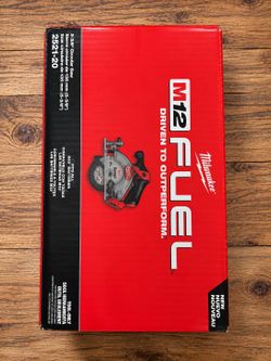 Milwaukee M12 Fuel 5-3/8 Circular Saw (Tool-Only)