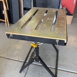 Adjustable Welding Table 