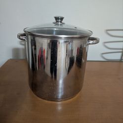 20 qt stainless steel pot with glass lid ( look at pics )