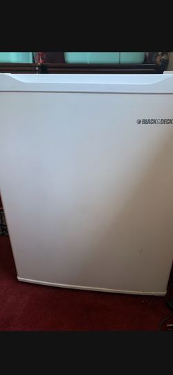 Black & Decker Mini Fridge