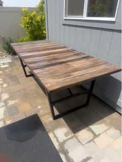 Rustic Wood plank Tanle