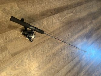 Ugly stick GX2 3’ 4-8 lb spinning fishing combo