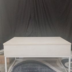 Lift-top Coffee Table