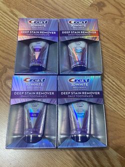 4 Crest 3D White Toothpastes