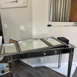 Hayworth Mirrored Vanity Z Gallerie