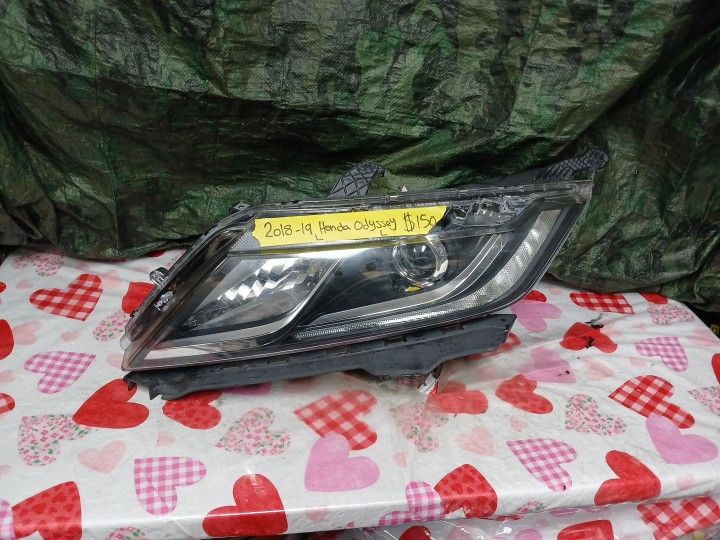 2018-19 Honda Odyssey Left Headlight Regular 