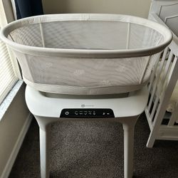 4moms mamaRoo Sleep Bassinet