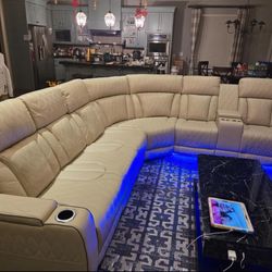 New Beige Power Reclining Couch 