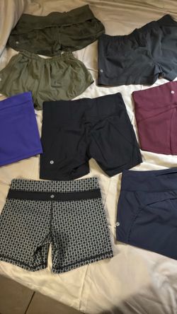 Lululemon talla 6. Cada uno$38