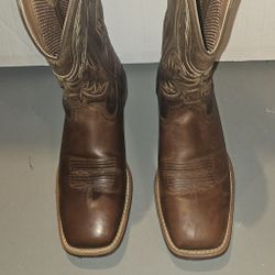 ARIAT "Everlite Fast Time Western Boot" Size 9D MEN