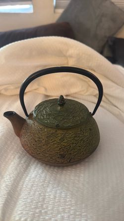 Cast iron  tea pot
