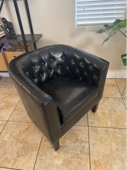 Accent chair