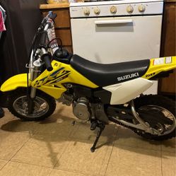 Suzuki 50cc  It Comes With The Paper Work