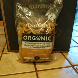 Organic/Natural Dog Treats (Multiple Flavors)