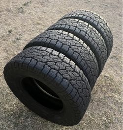 265/70R17 Falken WildPeak Tires Set Of 4