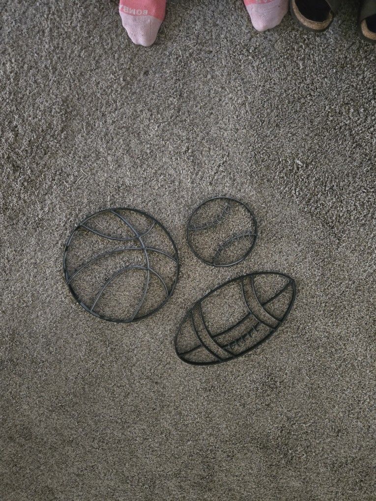 Set Of 3 Metal Sports Wall Decor