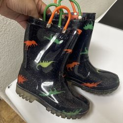 Size 9/10 Kids Dinosaur Rain boots 