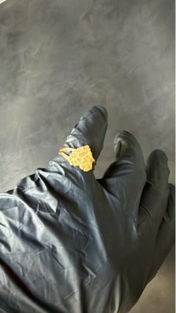 Gold heart shaped nugget ring