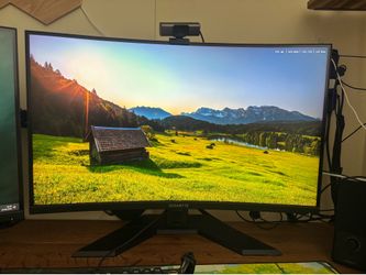 4k gaming monitor 165hz, curved. Gigabyte m32uc