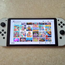 NINTENDO SWITCH OLED Loaded With 120 Popular Switch Games