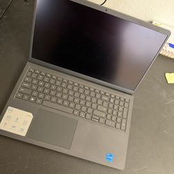 Dell Inspiron 3520