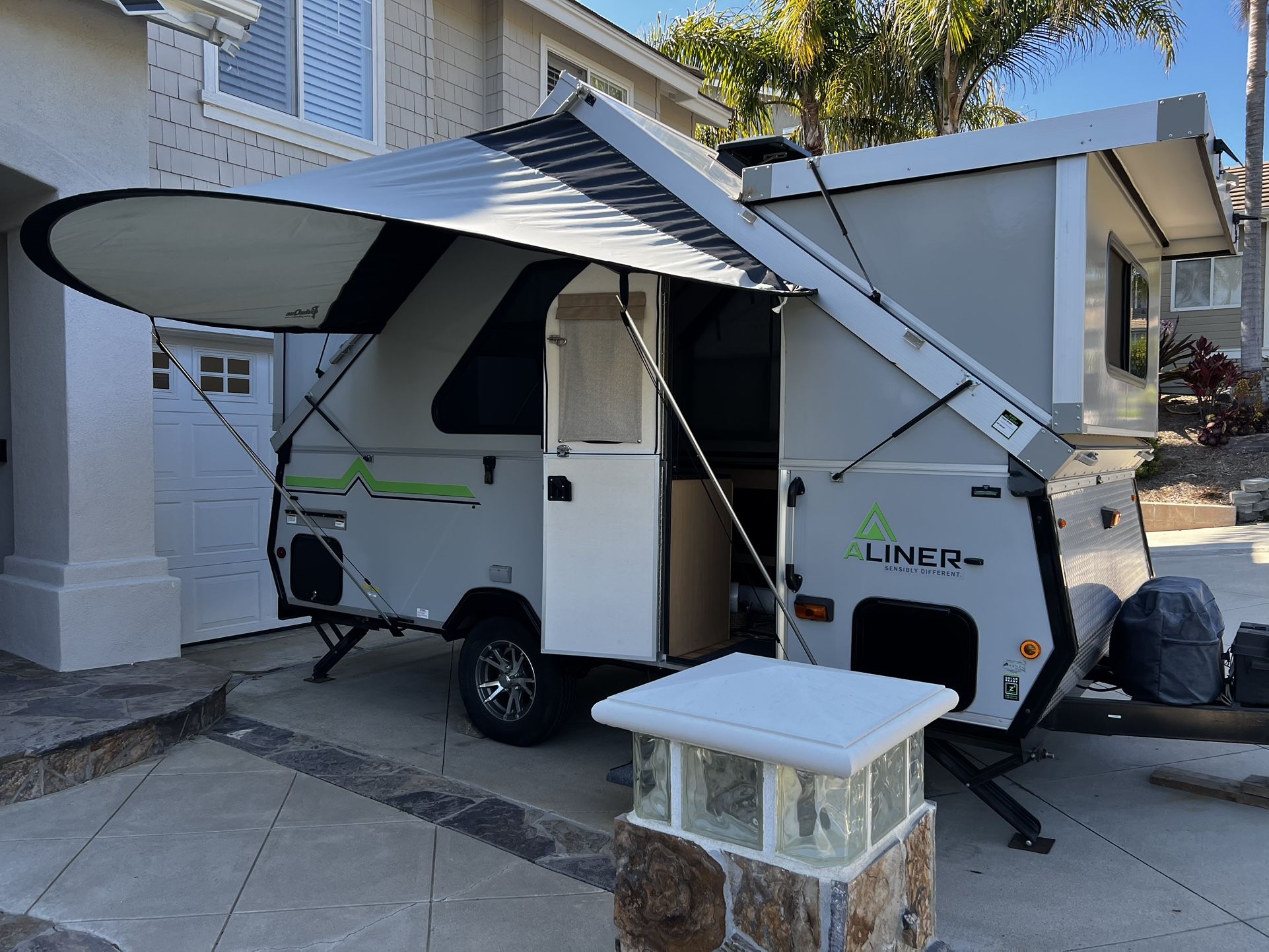 2020 Aliner Expedition Pop-up camper