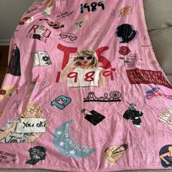Taylor Swift Throw Blanket