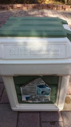 Blitz Feeder/Waterer Combo