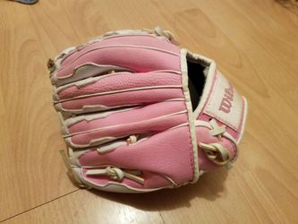 Wilson pink and white t-ball glove