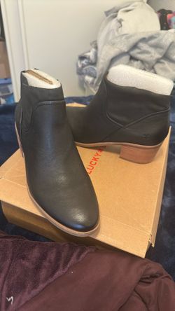 Boots Lucky Brand Size 9 M Brand New