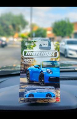 2026 Matchbox Porsche 911 Carrera Cabriolet Blue