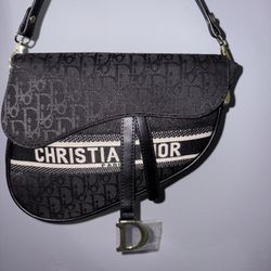 Black Dior Saddle purse