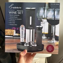 Rabbit 8 Piece Wine Set