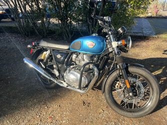 2022 Royal Enfield INT 650