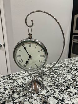 Decorative clock