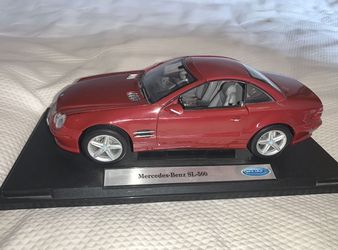 Mercedes-Benz SL-500 1-18 model